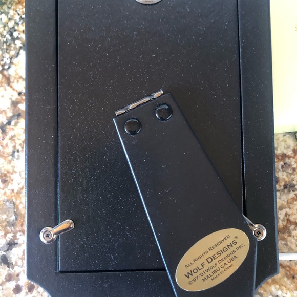 Wolf vintage leather frames for 4x6” photo - Picture 4 of 9